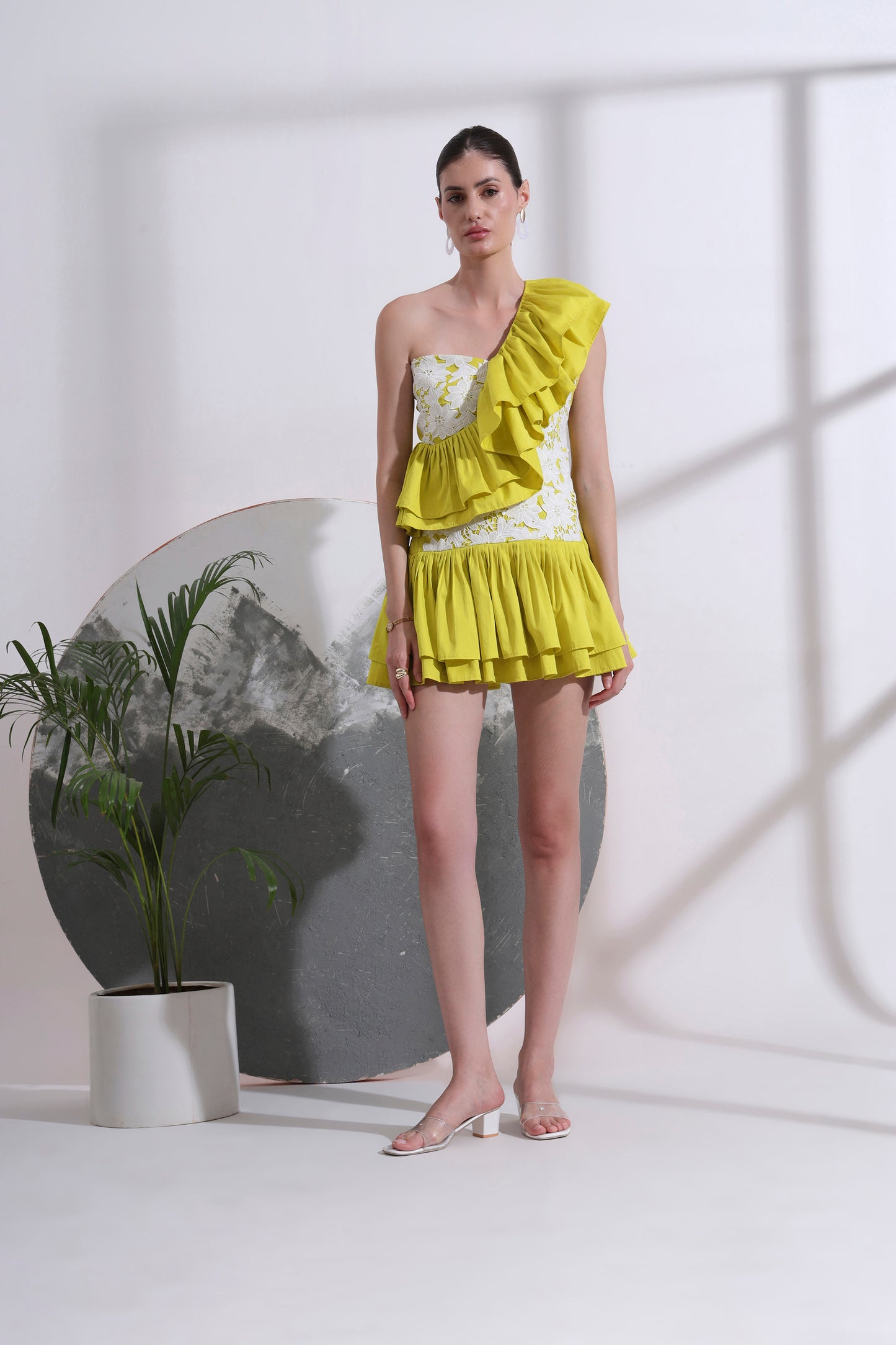 RAQUEL SHORT RUFFLE DRESS