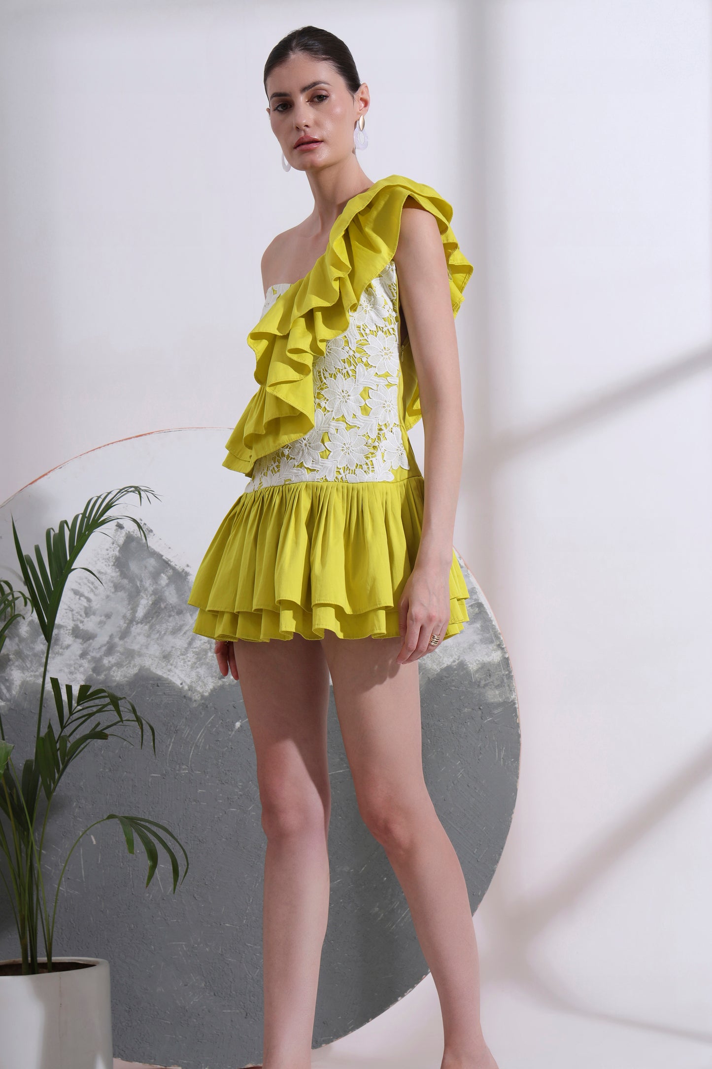 RAQUEL SHORT RUFFLE DRESS