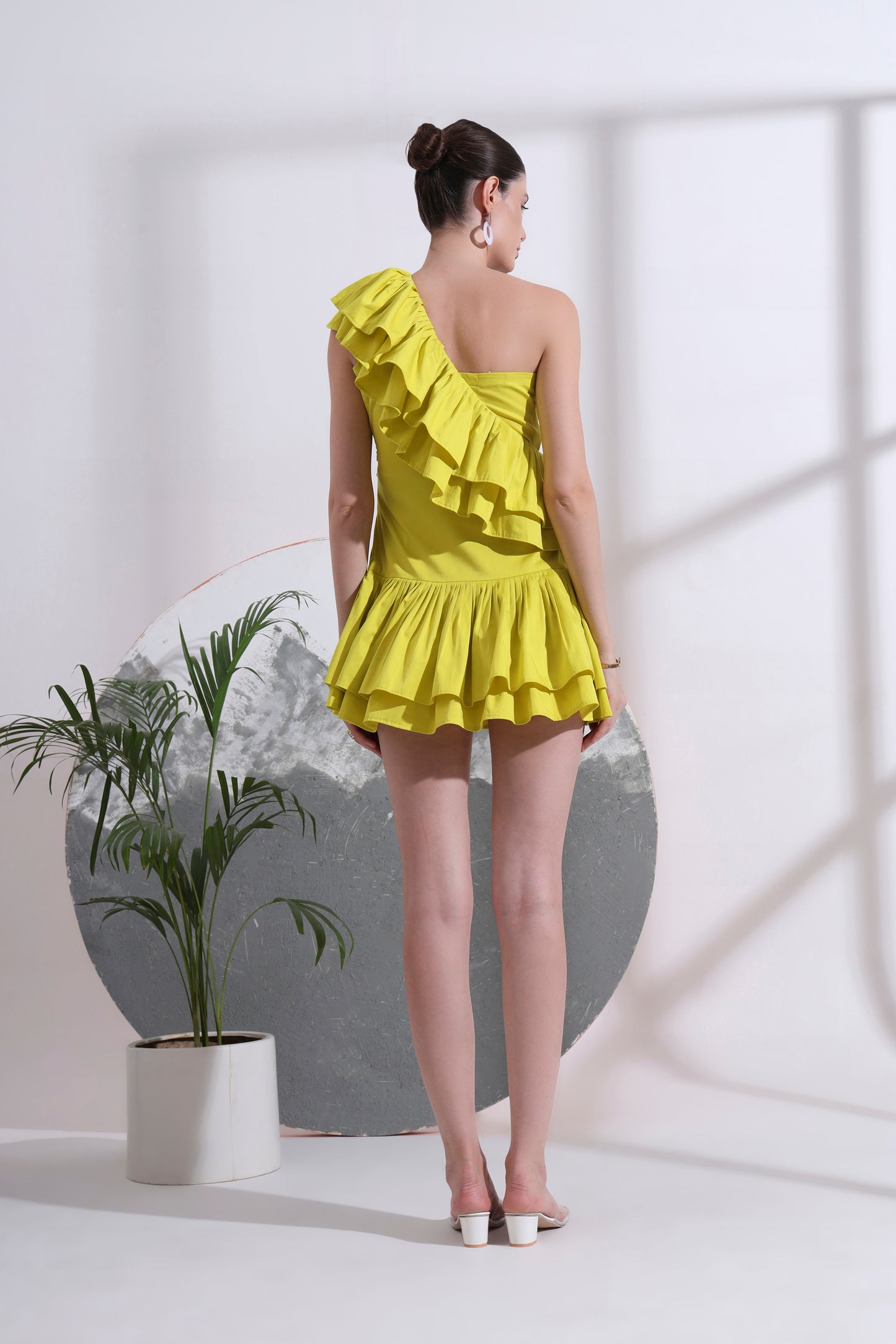 RAQUEL SHORT RUFFLE DRESS